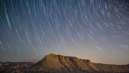 九游娱乐-曼联后防线三人缺阵调整成关键，曼联后卫线