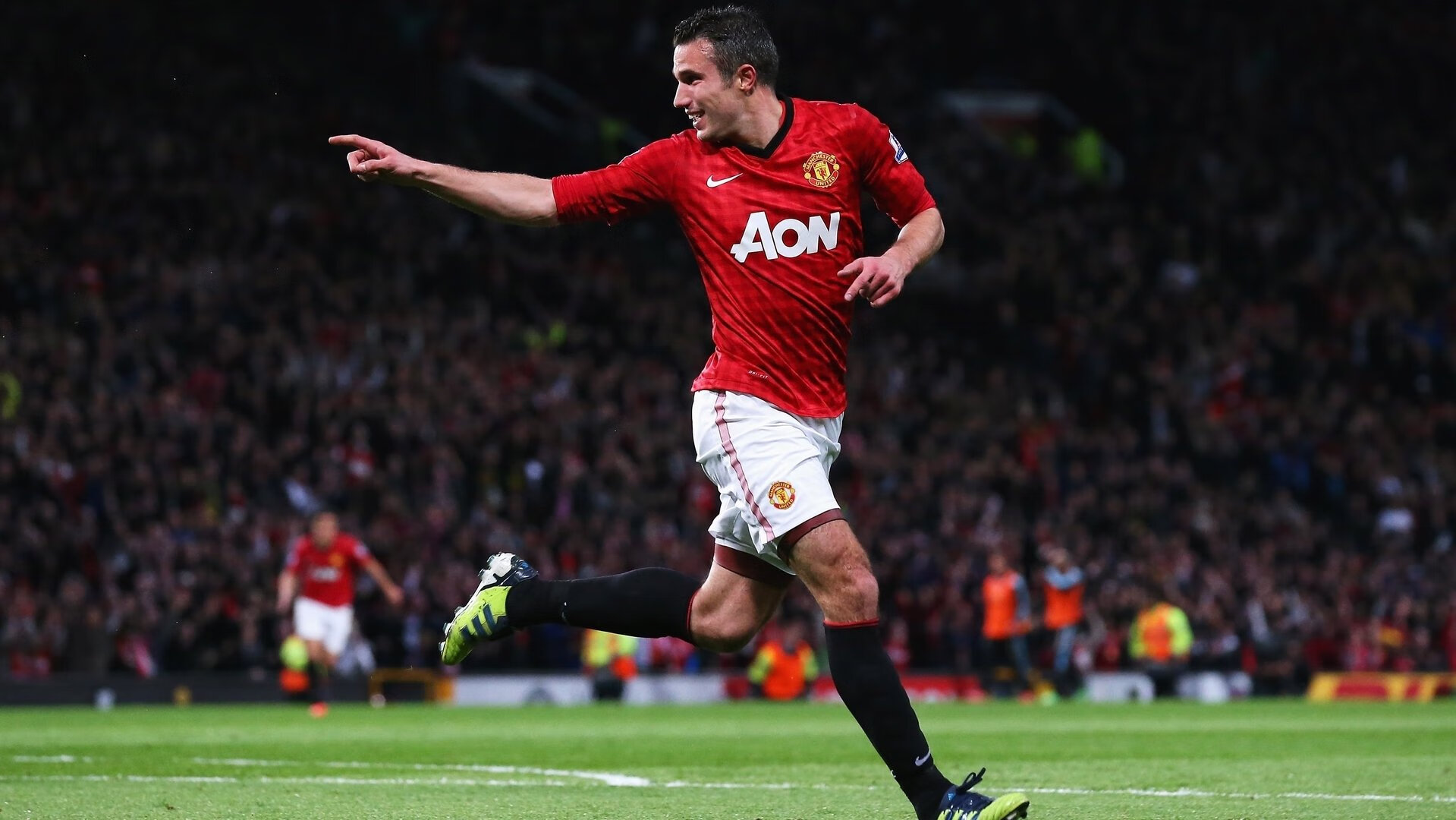 九游软件-《电竞产业链的价值重塑：从内容到周边的变革》，电竞产业是什么意思